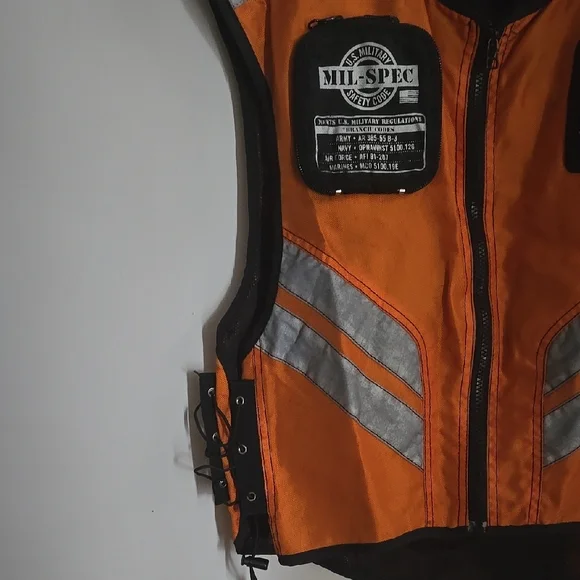 Icon Motorcycle Vest - Picture 4 of 12
